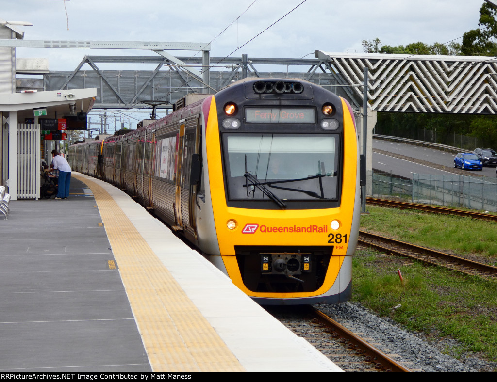 Making a stop at Yeerongpilly 